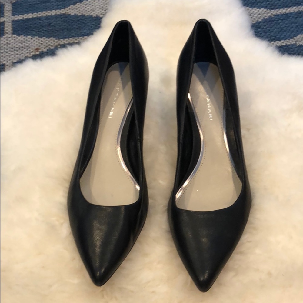 Elie Tahari heels